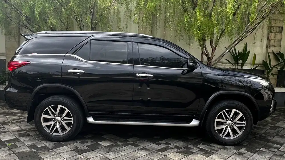 Toyota Fortuner VRZ Diesel AT Tahun 2020 KM 34 Ribuan