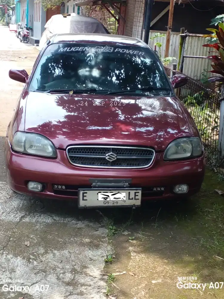 Suzuki Baleno 2001 manual Bensin