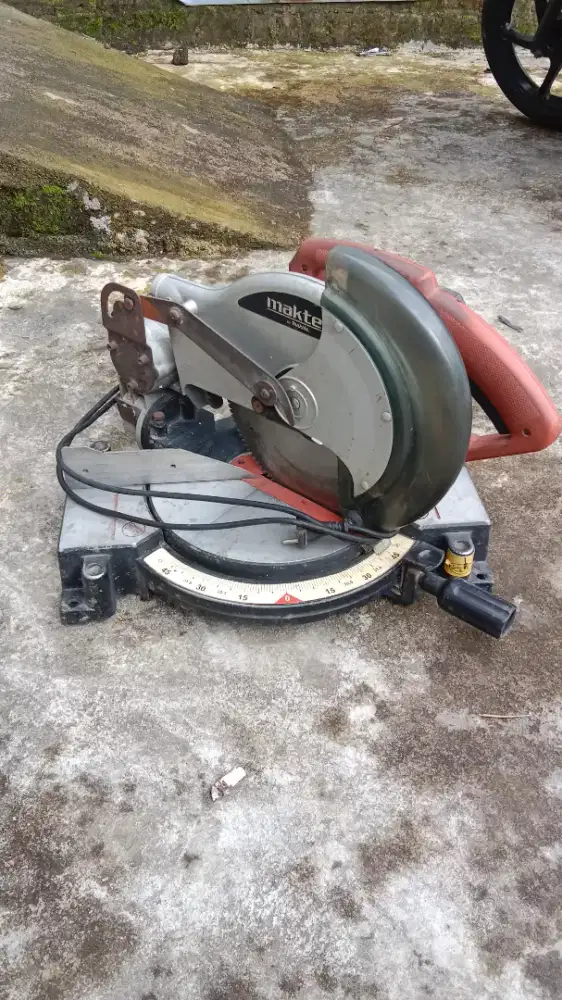 Cutting Alumunium maktec mt230 10