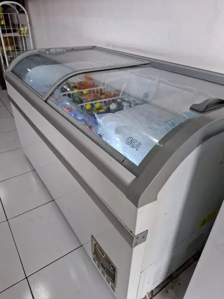 Display Freezer GEA 500 Liter