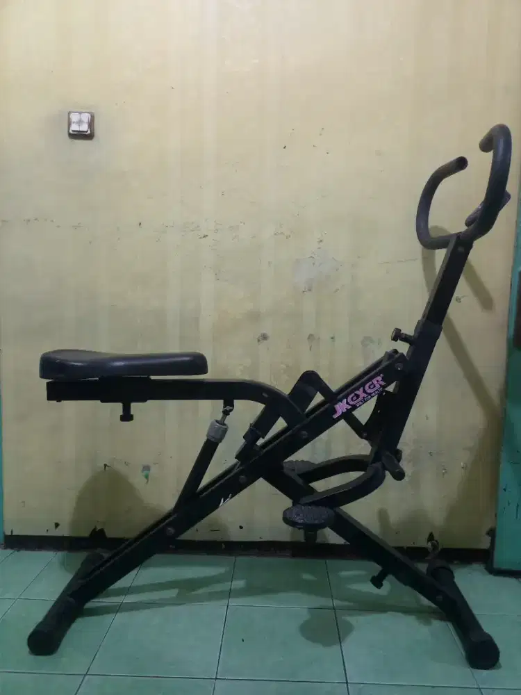 Alat fitnes/olahraga power squat