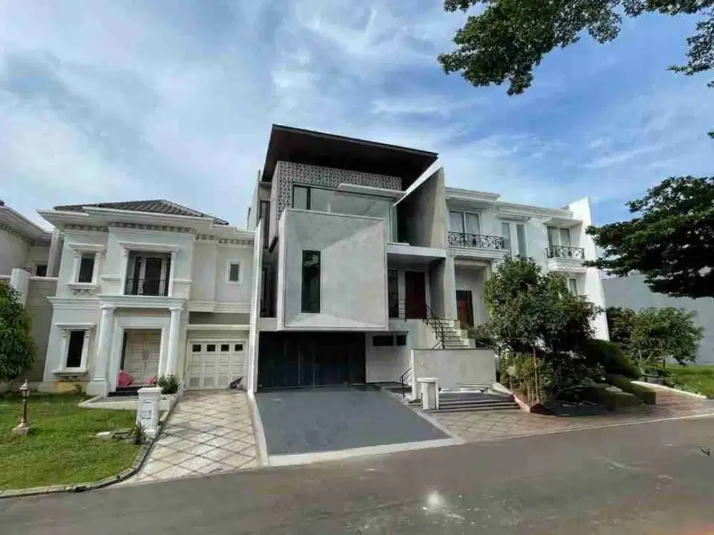 Rumah Brand New Cakep Cluster Aristoteles