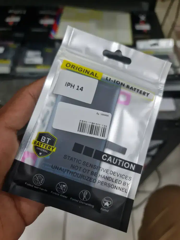 BATTERY IPHONE 14