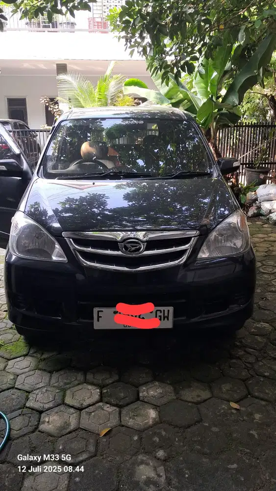 Daihatsu Xenia 2010 Bensin