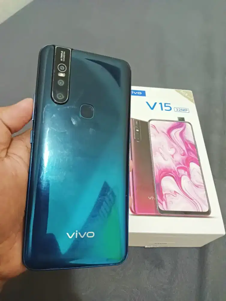 Vivo v15 ram6/64 fulset resmi