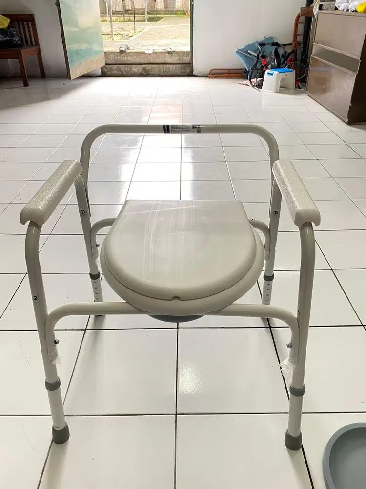 Jual  Toilet Lansia