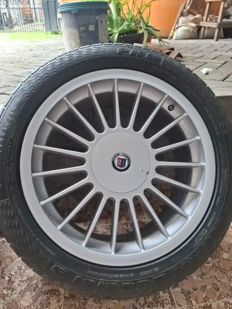 Di jual vleg + ban  alpina replika ring 17
