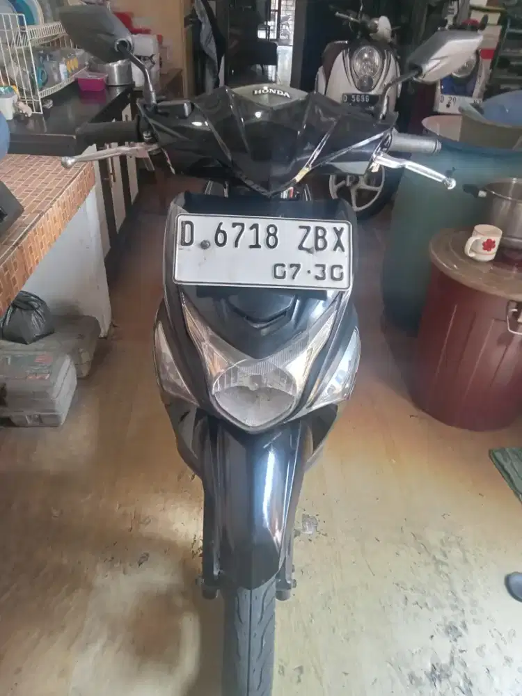Motor Honda Beat pop ESP tahun 2015