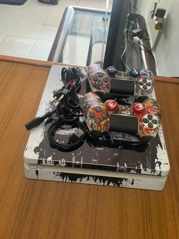 JUAL PS4 SLIM ORI CUH 22 1tb