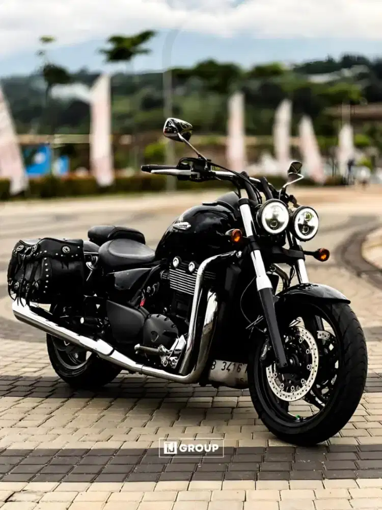 FOR SALE! Triumph Thunderbird 2012