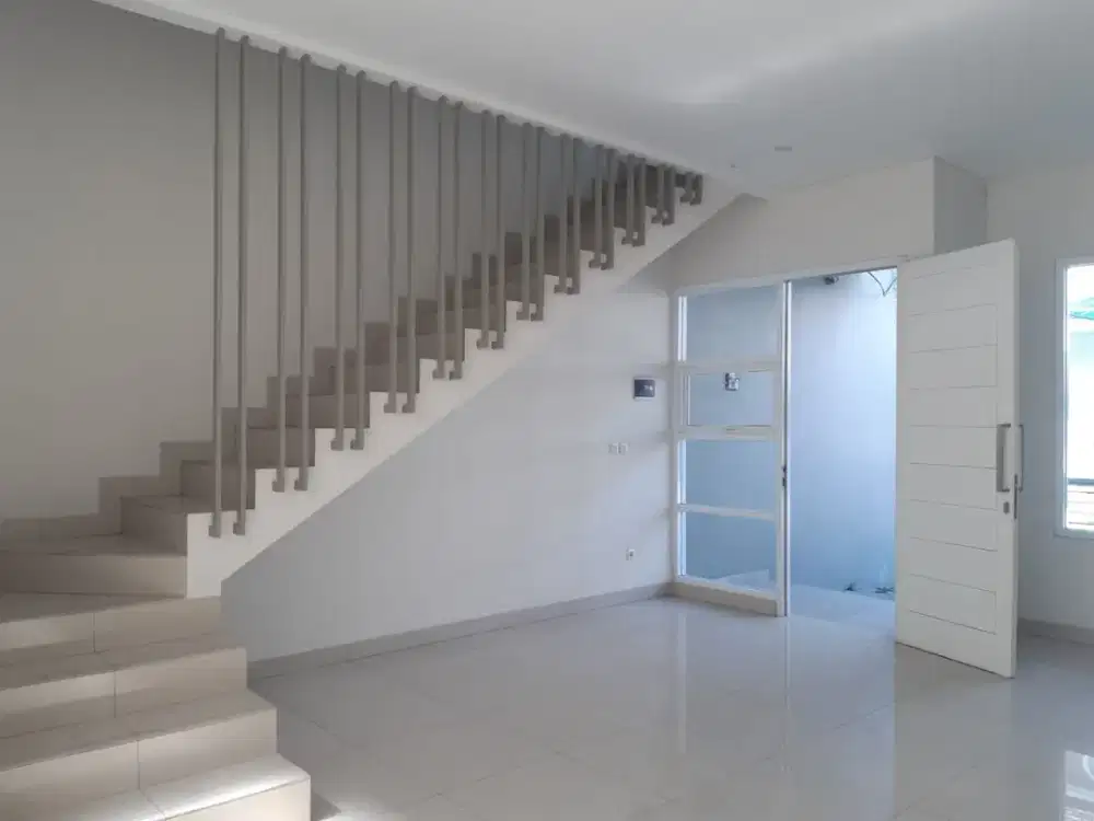 Dijual Rumah di Taman Holis Indah Bandung Siap Huni