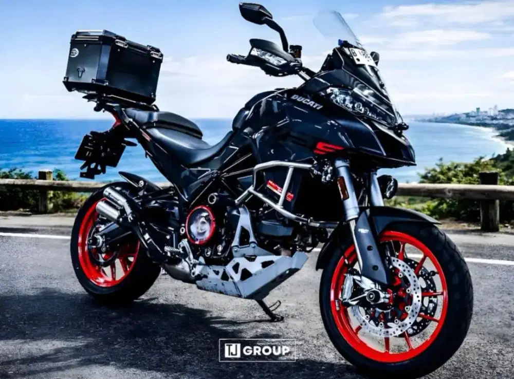 FOR SALE!! Ducati Multistrada V2S 2023