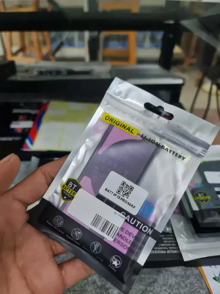 BATTERY IPHONE 15 PRO MAX