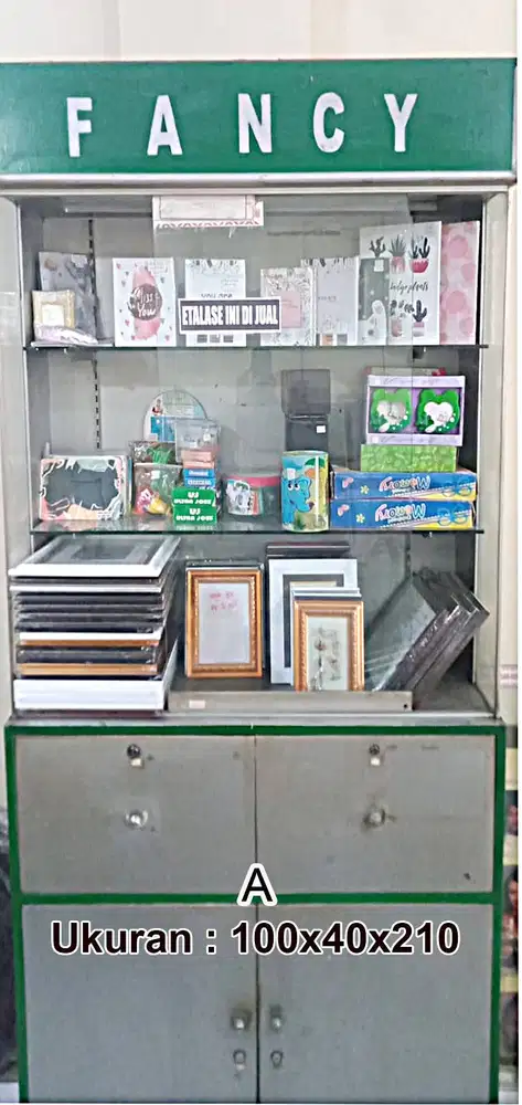 Di Jual Etalase Barang ex Display Barang Toko