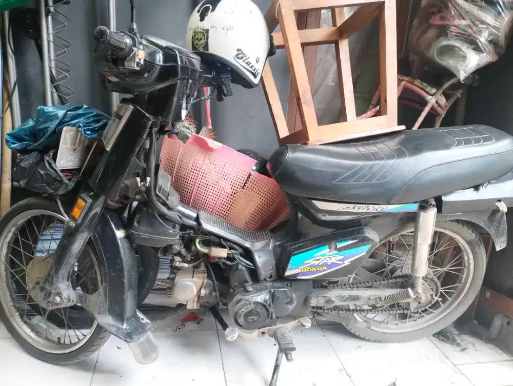 Dijual motor Astrea star