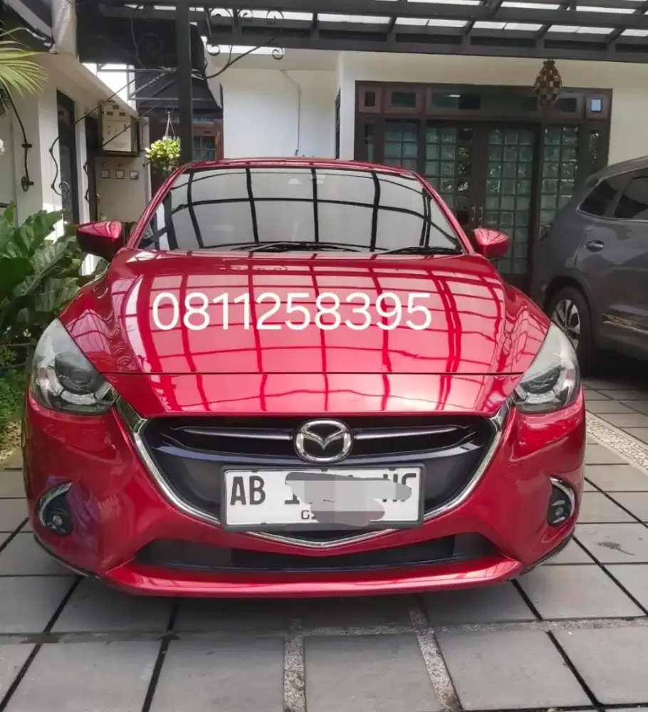 Mazda2, tahun 2018, warna merah, tangan pertama