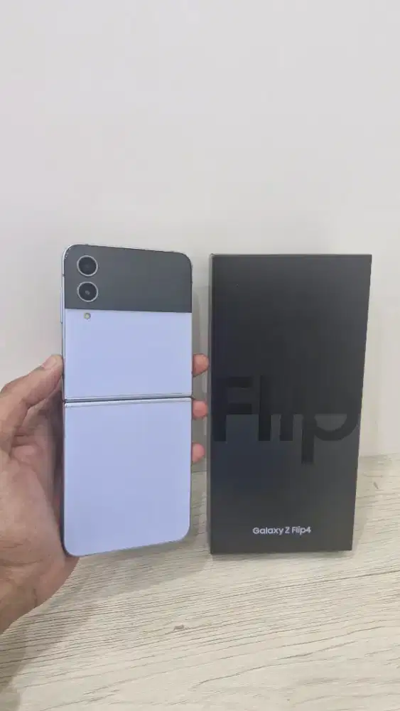 Samsung Z flip 4 8/512gb