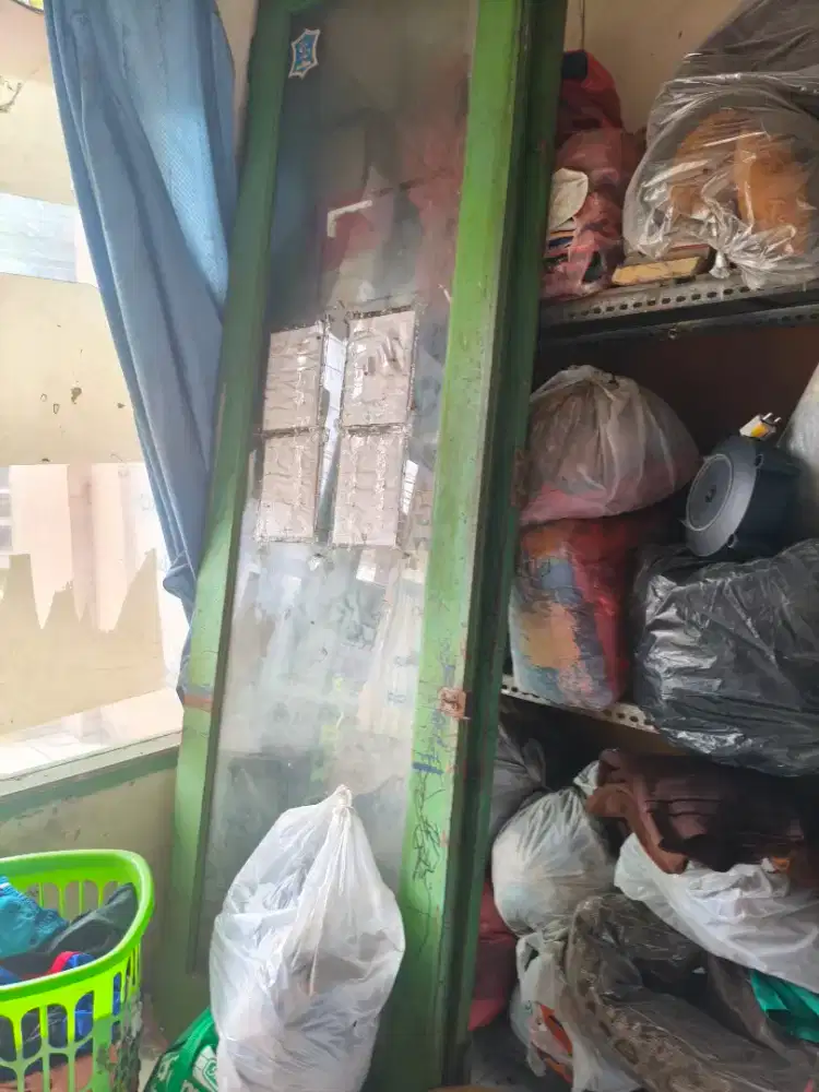 Di jual pintu kaca (pintu tarung