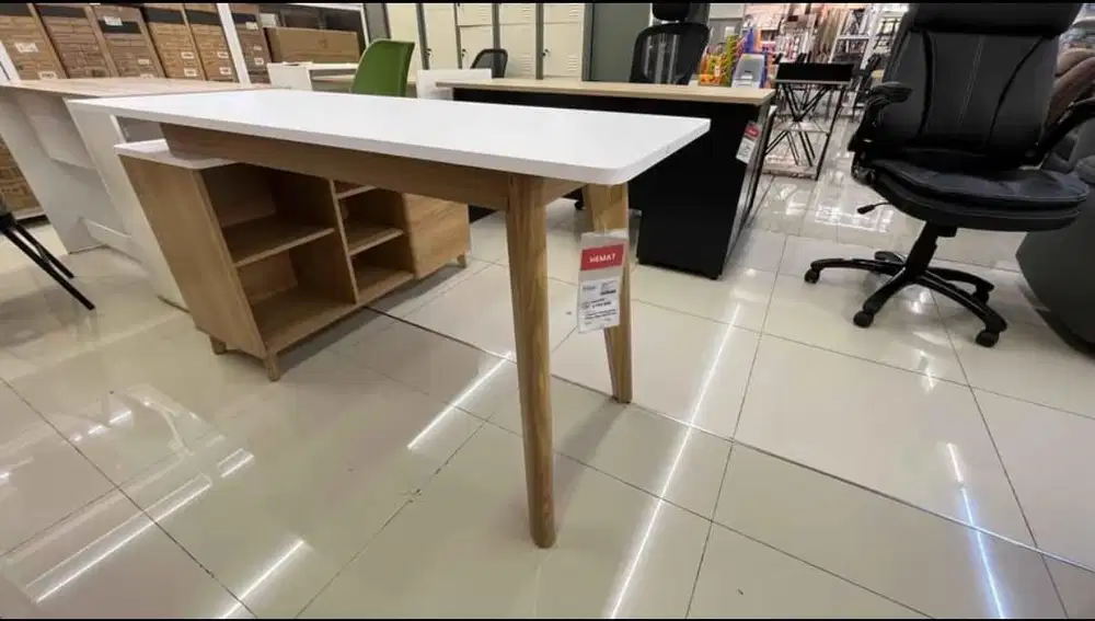 Meja Pendant Managerial Office Desk White