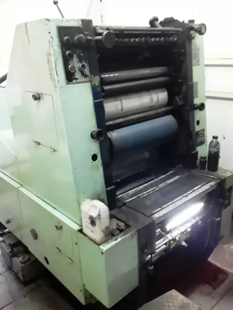 Mesin cetak oliver 48