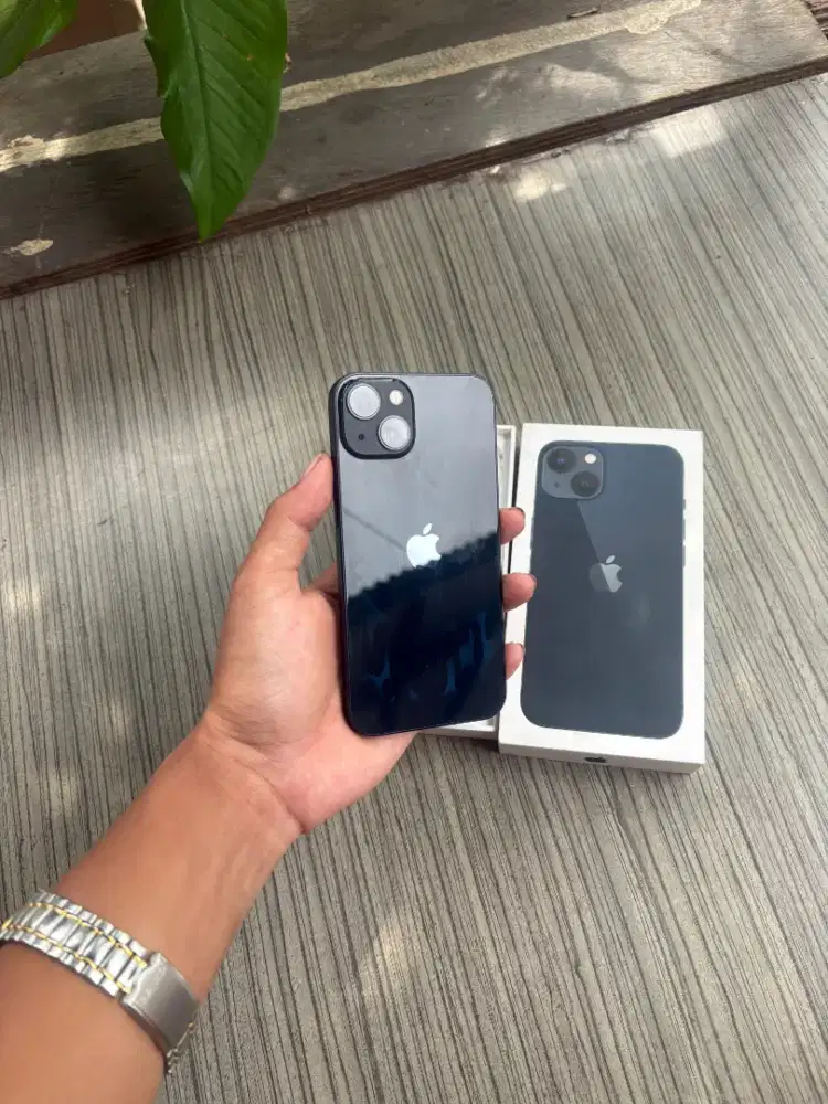 iPhone  13 iBox