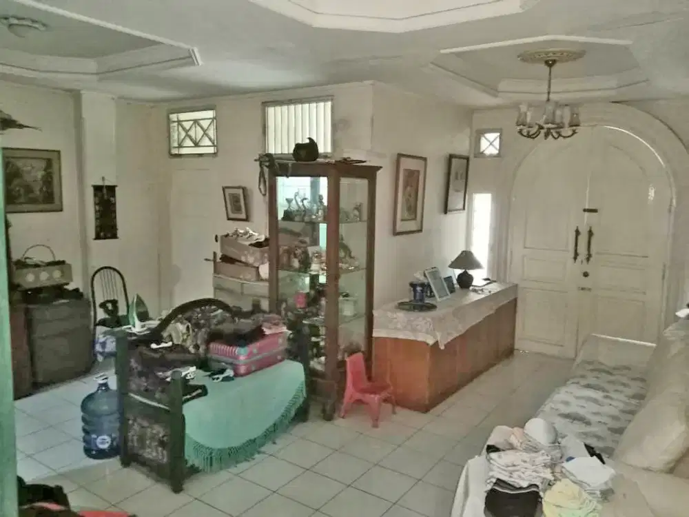 Rumah Mewah 2 Lantai - Lokasi Strategis di Bintaro Jaya