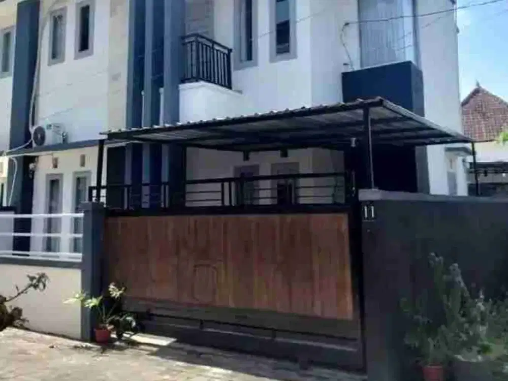 Rumah 2 lantai di area taman griya Jimbaran furnish