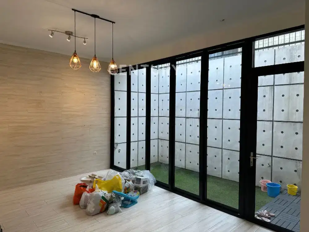 Rumah Minimalis Bagus Siap Huni Adem Taman Kopo Indah