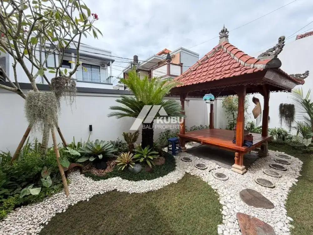 KBP1547 clean and bright house with a minimalist design.