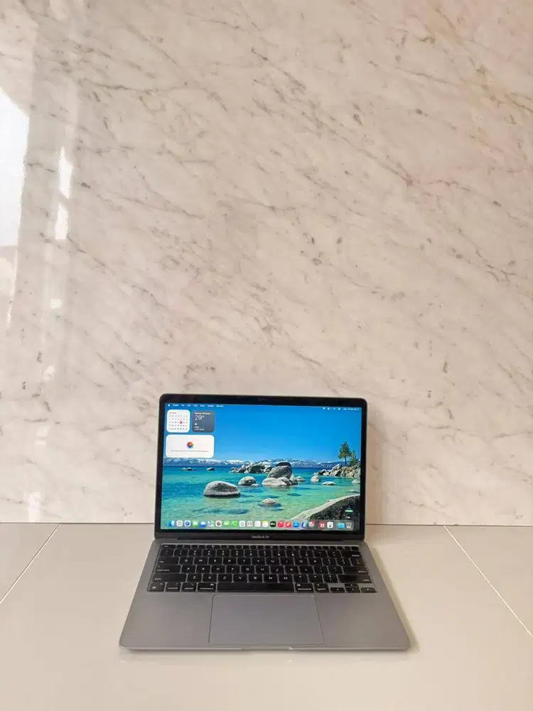 SALE - MacBoook Air M1 2020 13 inch