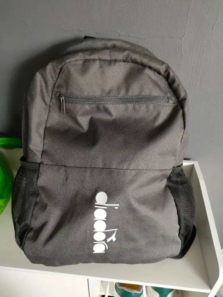 Ransel Backpack Diadora
Original MAP 
Second Like New