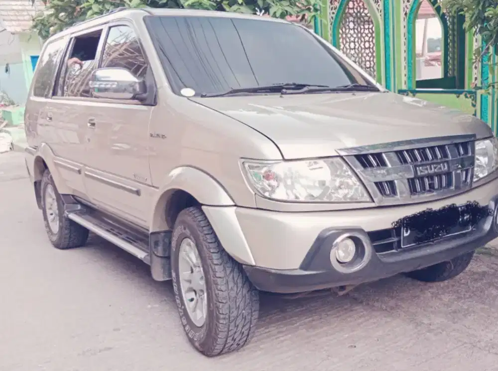 Isuzu Panther Grand Touring Turbo