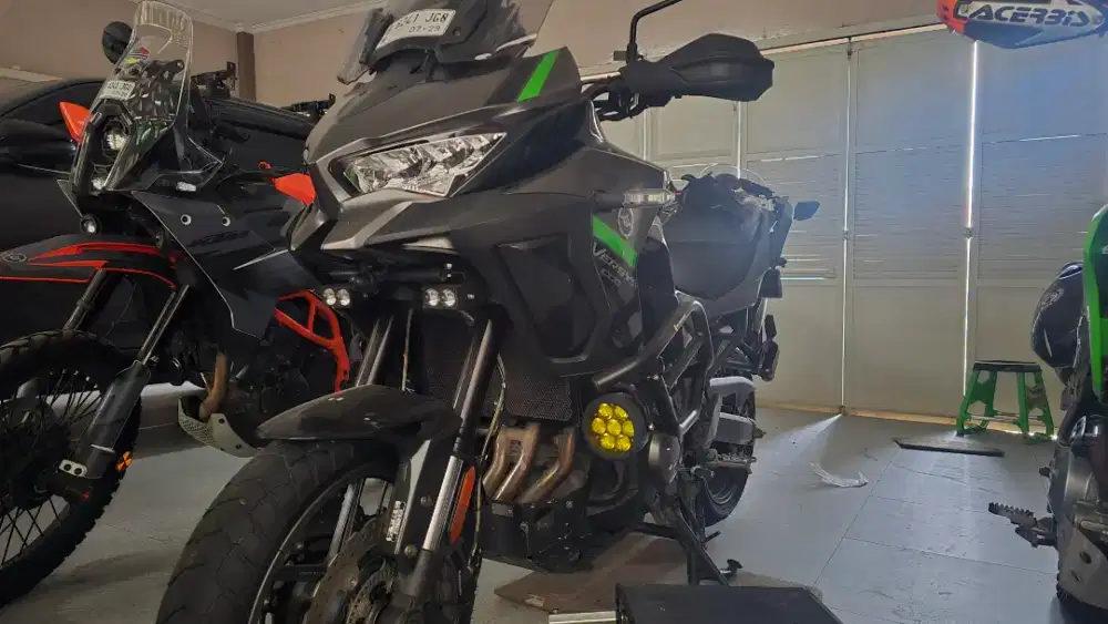 KAWASAKI VERSYS 1000, 2024