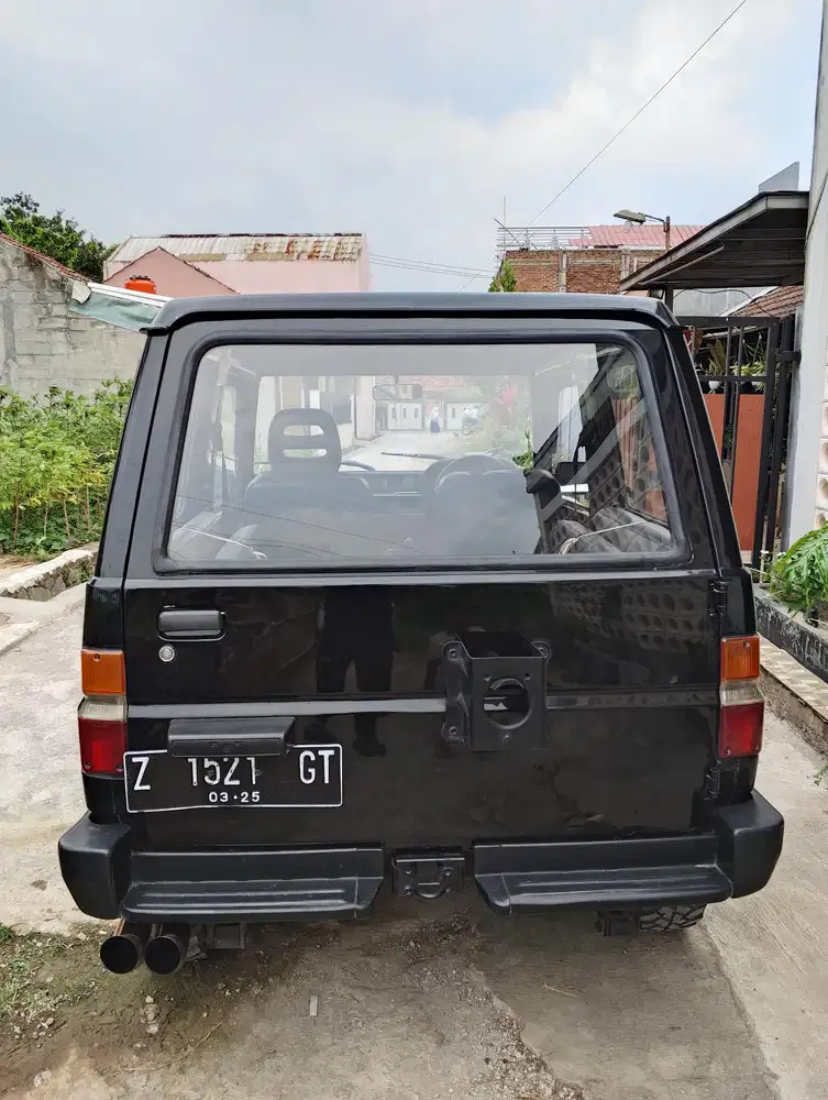 Daihatsu Feroza 1993 Bensin