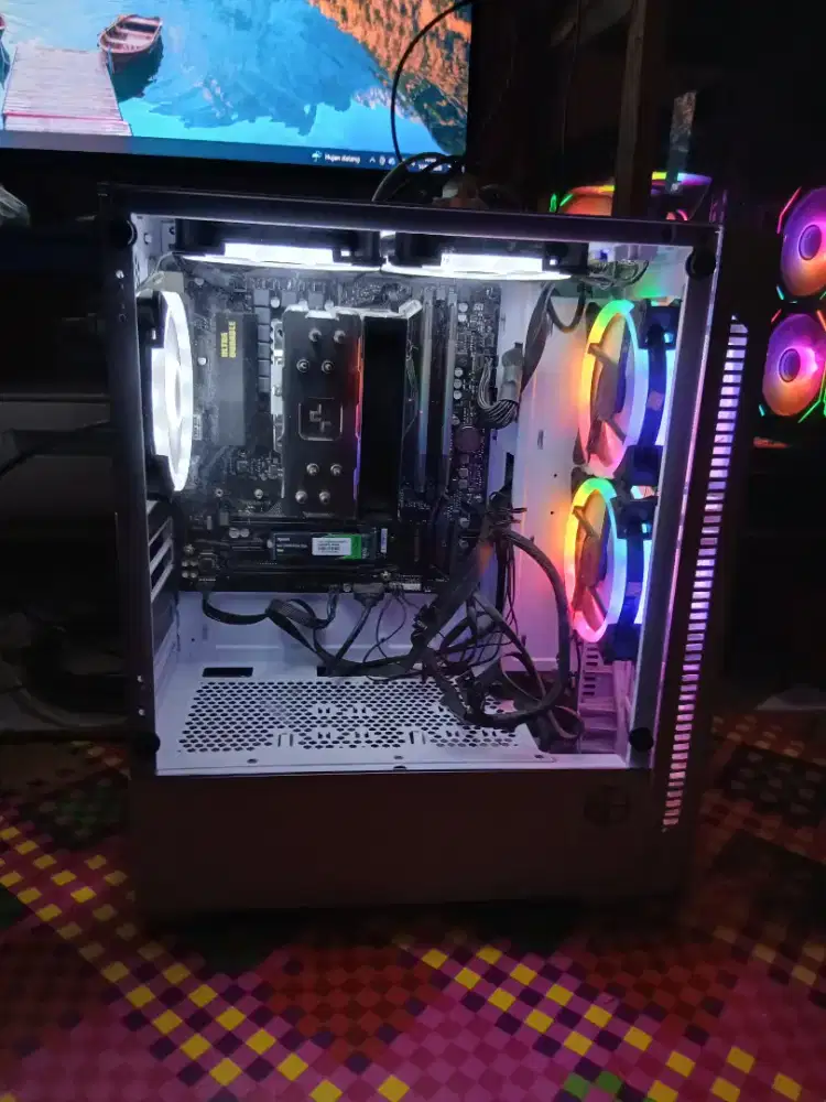 RYZEN 5 5600G casing putih