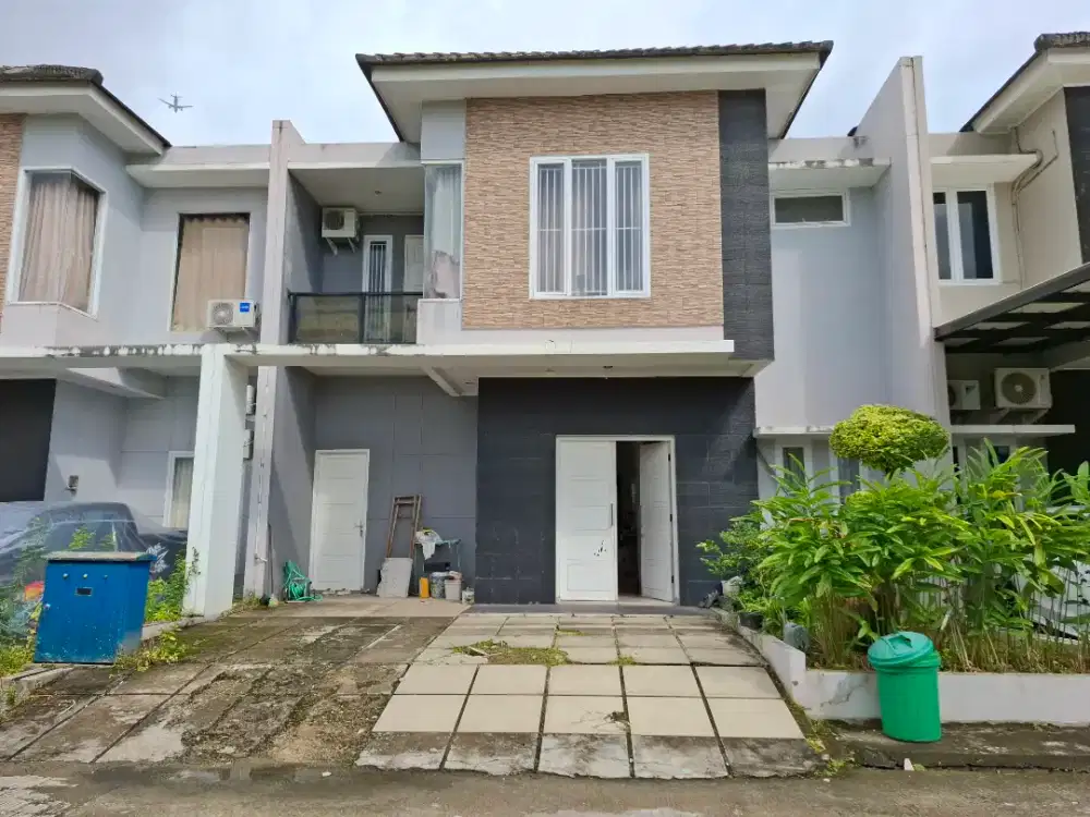 Rumah siap huni Komplek Oasis