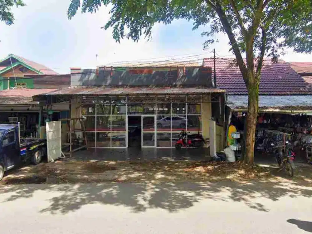 dijual ruko di kawasan ramai dekat universitas di jl. komyos sudarso