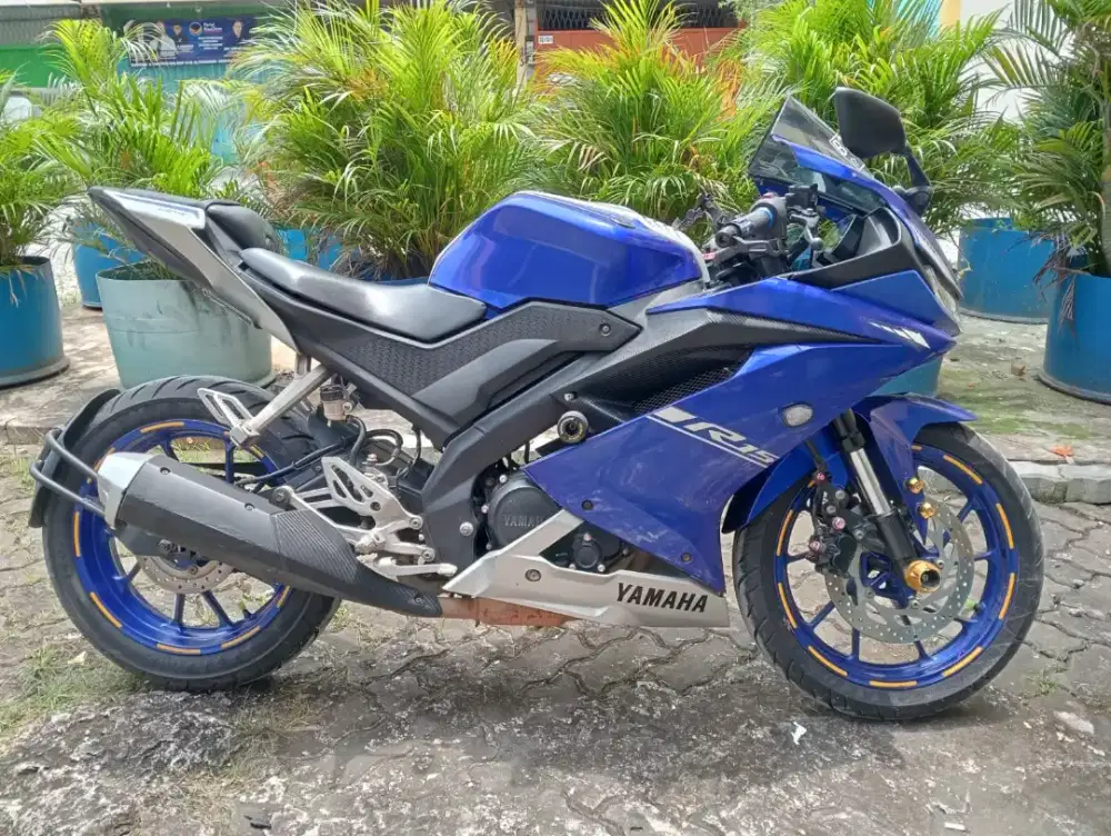 Dijual Motor Gress Yamaha R15 Tahun 2017