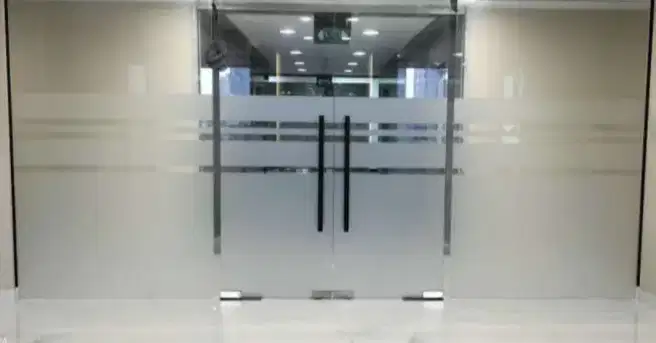 Pasang Kaca Film Bangunan kacafilm anti silau gedung sticker rumah