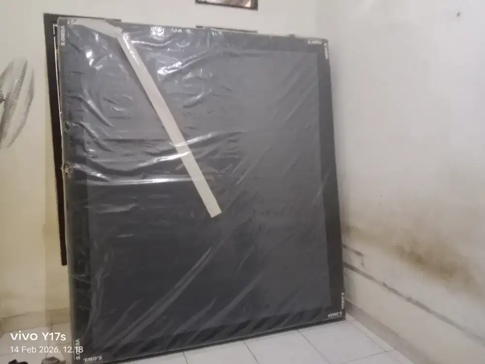 Dipan kasur merk vemo,s 180x200x25