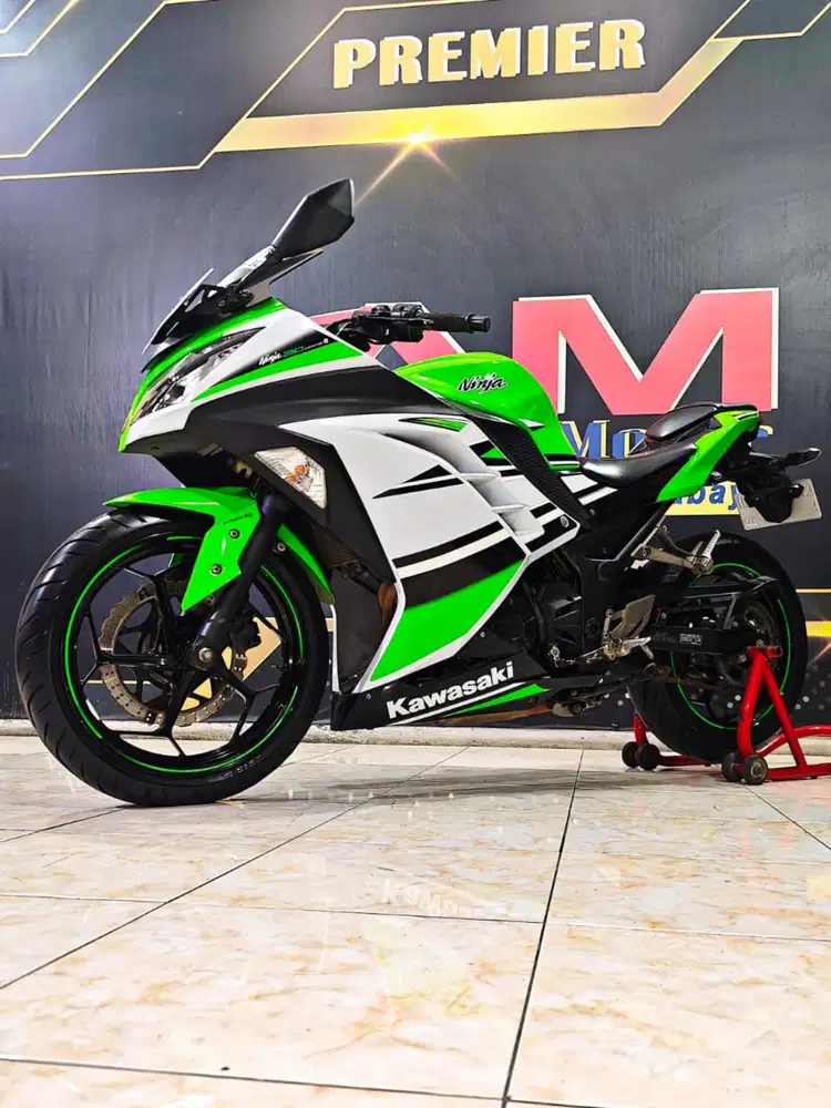 Kawasaki Ninja 250 ABS SE Anniversary TH 2015 stok terbatas