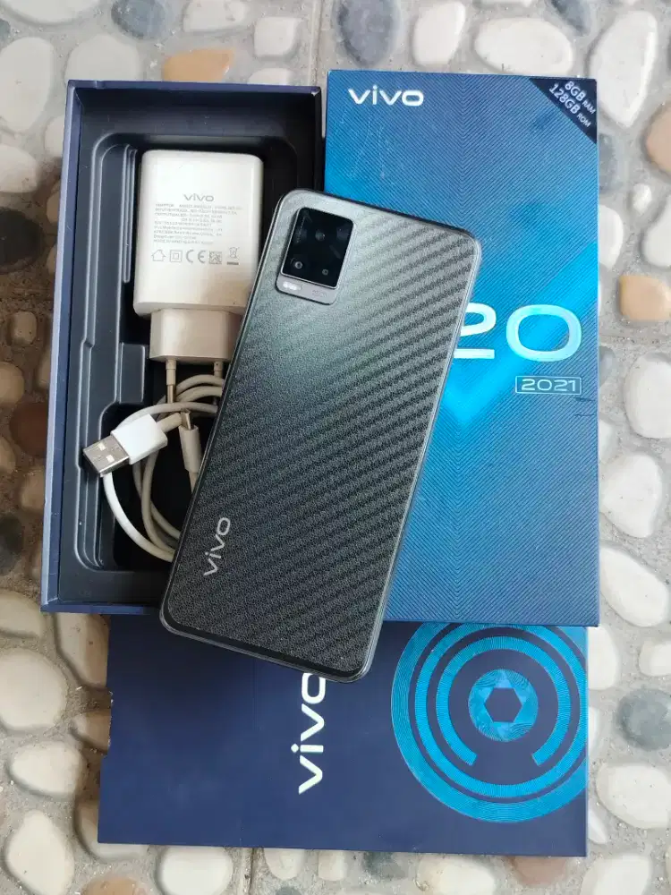Vivo V20 2021 8/128 nfc