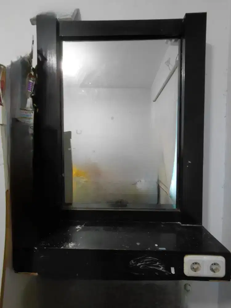 Dijual obral murah kaca barbershop