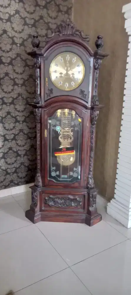 Jam junghans asli jerman