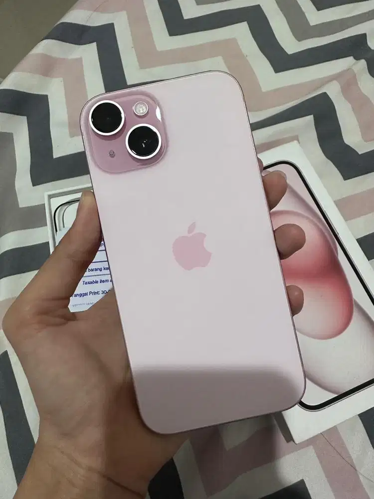 iPhone 15 Pink 128 GB iBox