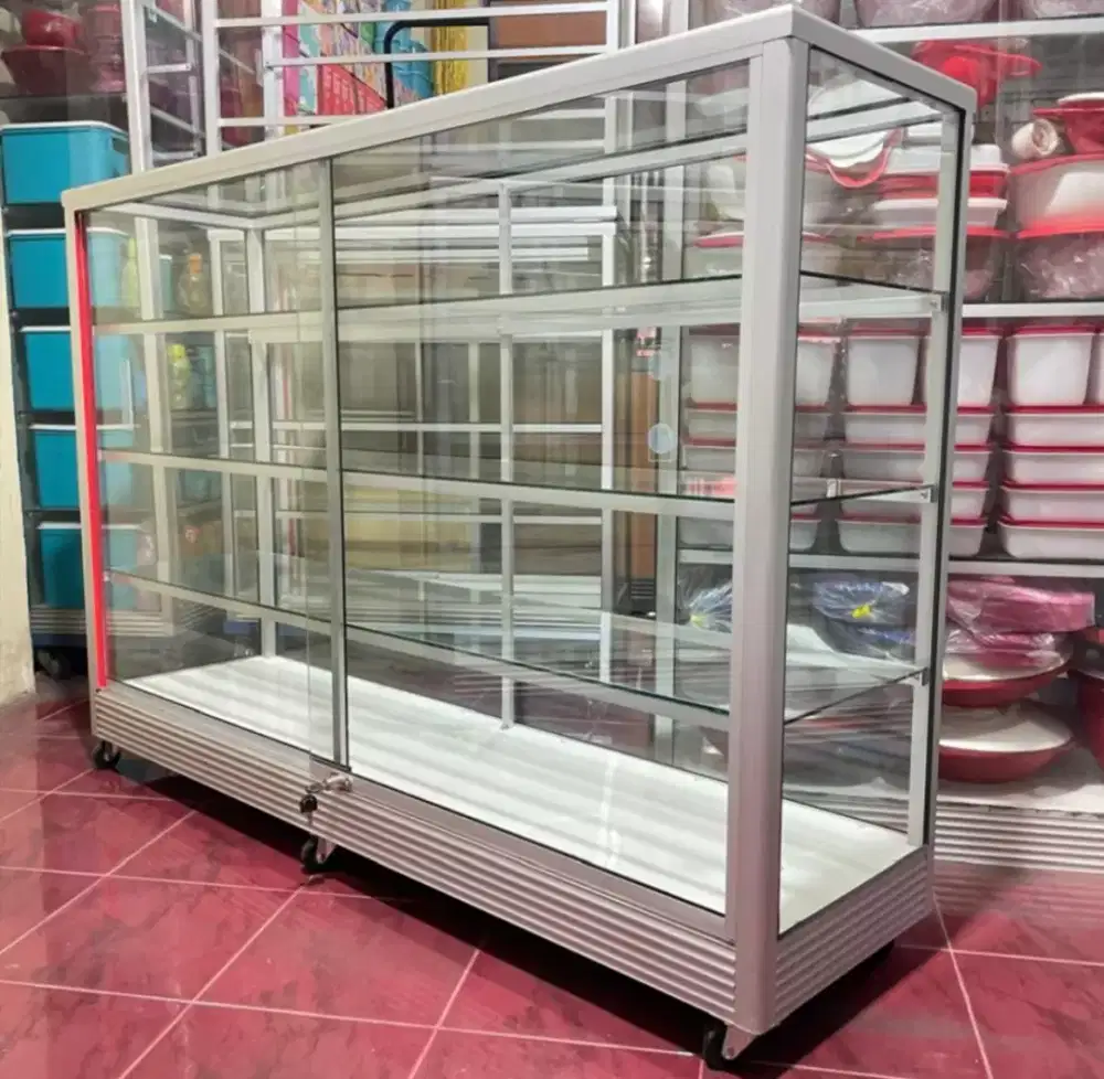 Etalase 1,5 Meter Pakai Roda Ready