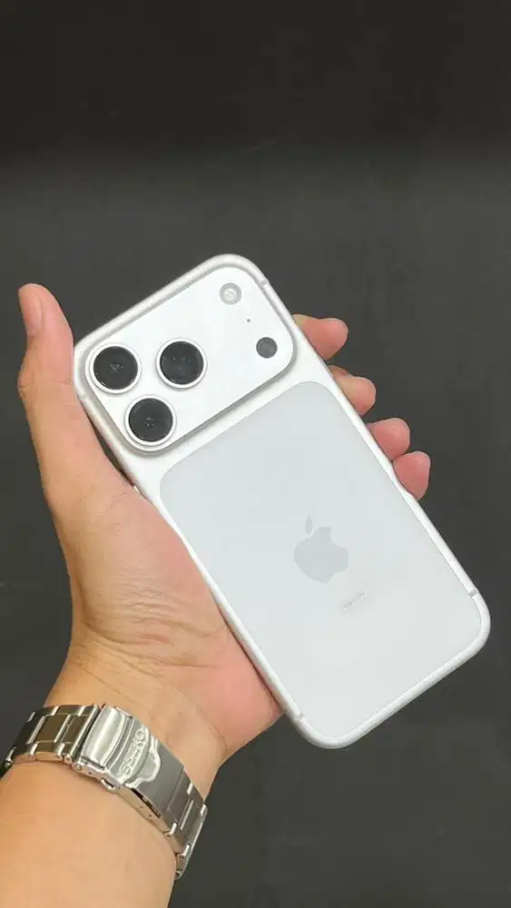 Iphone 17 Pro 256 GB Silver Resmi