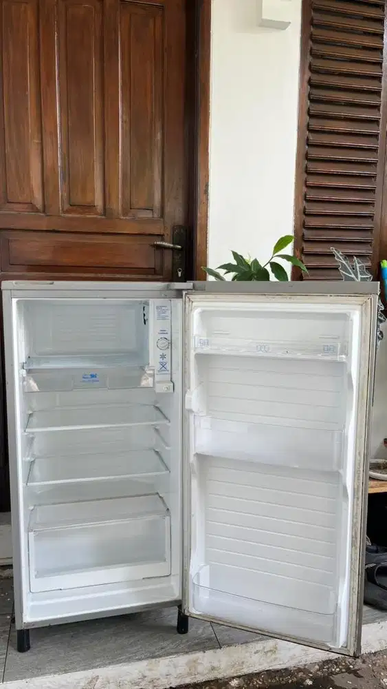 KULKAS AQUA 1 pintu