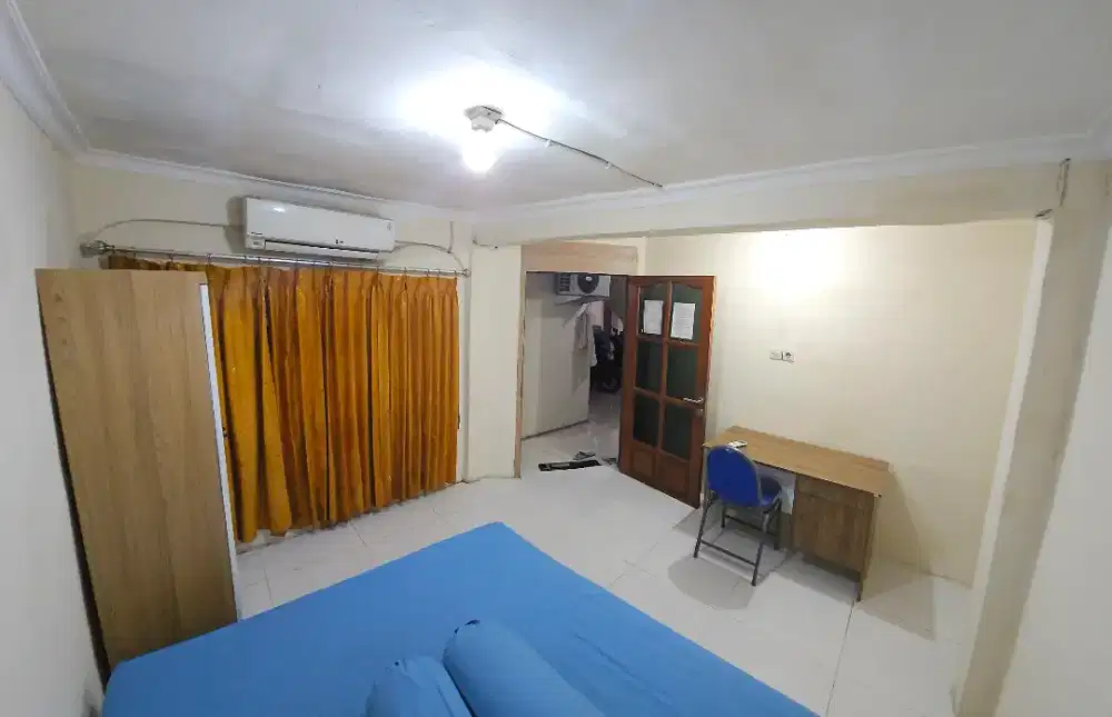 Kost exclusive dekat kampus c unair merr kalijudan