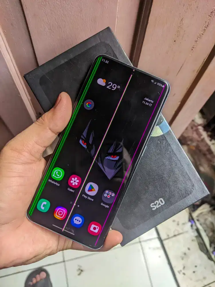 Samsung Galaxy S20 Fullset Resmi Sein